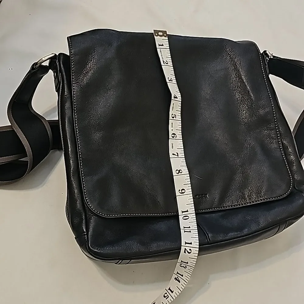 COACH HERITAGE WEB‎ LEATHER MESSENGER  F70556